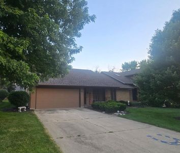 1711 Winston Dr