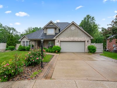 5225 Nicholas Ct