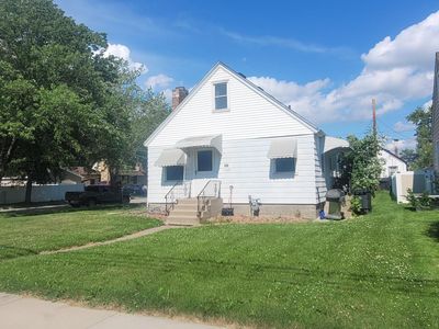 1064 Oakdale Ave