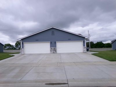 10614-10616 E Conifer St