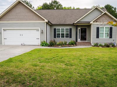 201 Lexington Park Dr