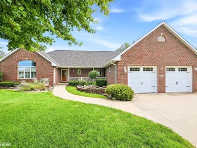 4022 Ridgeway Dr