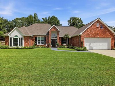 215 Chestnut Oak Dr