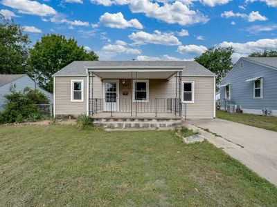 Property at 1507 Moyle St, Augusta, KS