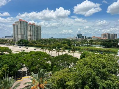 3300 NE 192nd St APT 803
