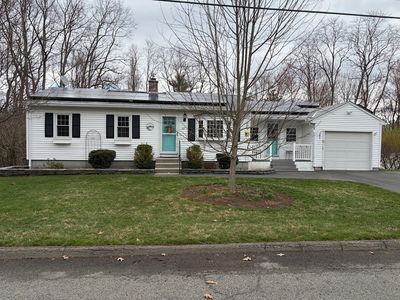 327 Brookside Cir