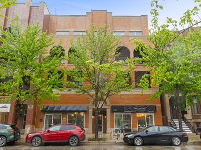 1130 W Diversey Pkwy APT 4W