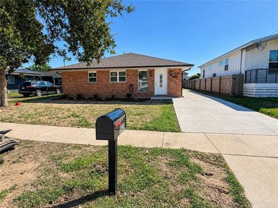 5439 Seminary Pl