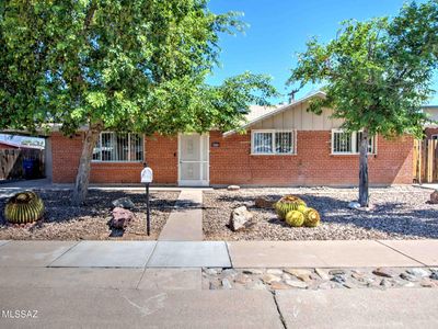 7253 E Eli Dr