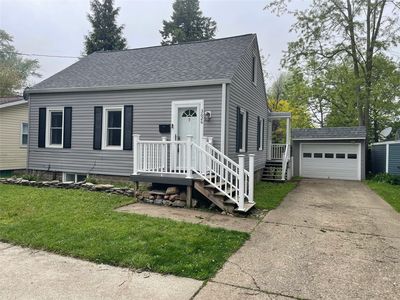 3626 W Lake Rd