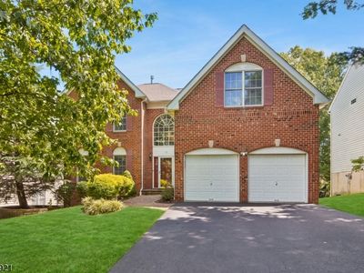 12 Watchung Dr