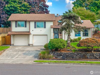 7319 S Cushman Avenue