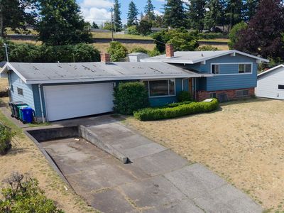 Property at 11830 NE Fremont St, Portland, OR