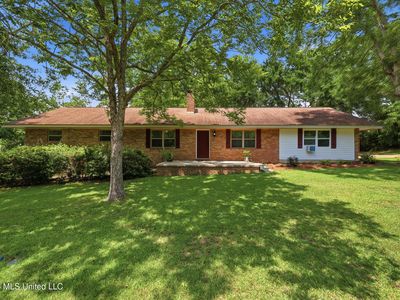 9260 Pinecrest Dr