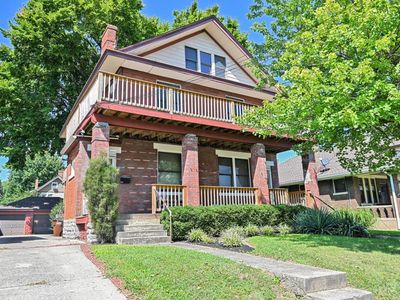 3937 Burwood Ave