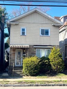 31 Carey Ave