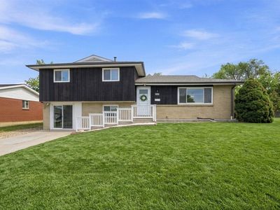 8290 Louise Dr