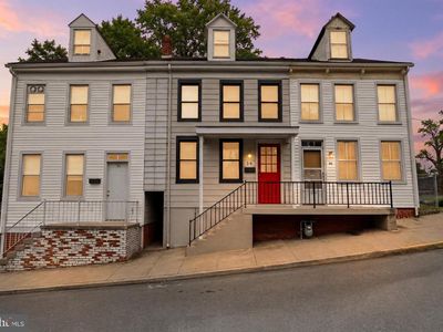 Property at 38 W 8th Ave, York, PA