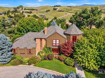 388 W Knob Hill Ct