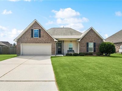 843 White Pine Dr