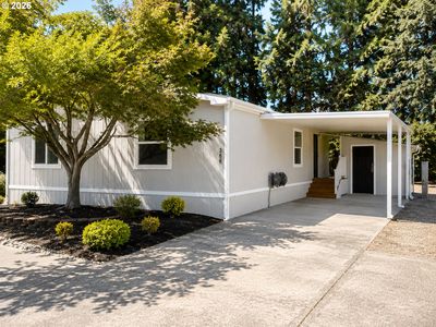 386 Lochaven Ave