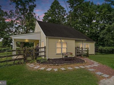 374 S Jennersville Rd