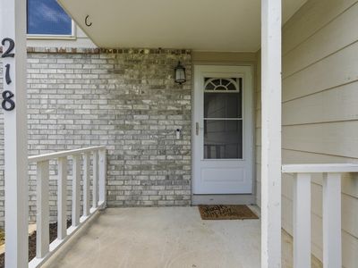 218 Commanche Ct