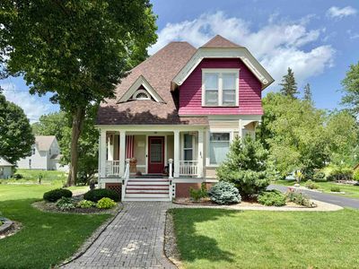 105 Grace St