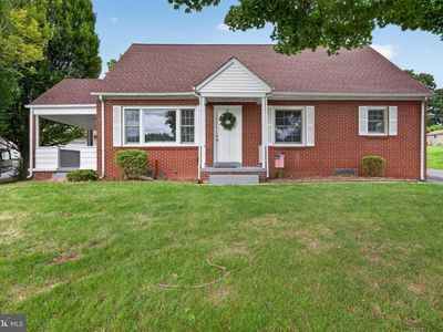 6 Terrace Pl
