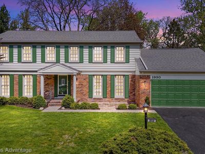 1930 Hunters Ridge Dr