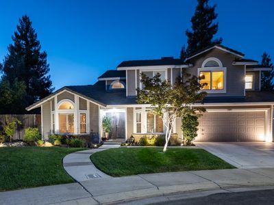 2805 Habsburg Cir