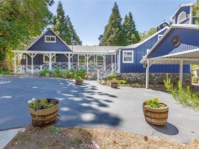 22606 Seeley Dr
