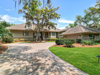 21 Long Marsh Ln