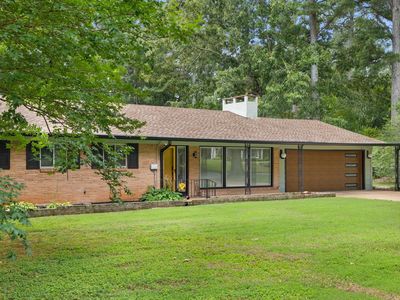 2132 Chickasaw Dr