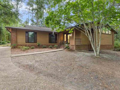 405 Nottingham Ct