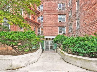 4225 80th St APT 1F