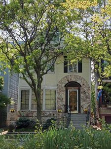 4244 N Ashland Ave