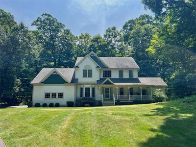 18 Black Walnut Drive