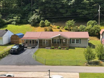 Property at 82 Fairway Dr, Jenkins, KY