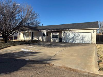 Property at 606 4th St, Farwell, TX