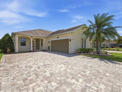 7665 Wyndham Dr