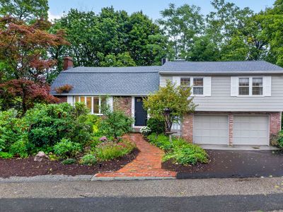 130 Moss Hill Rd
