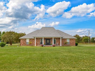 596 Highway 1207