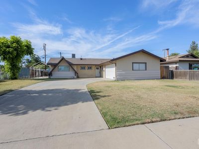 908 San Vicente Dr