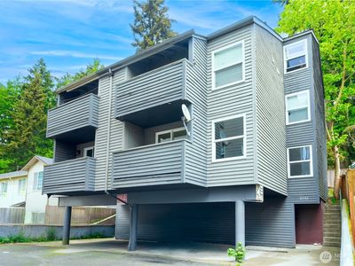 10732 Stone Avenue N #1-6
