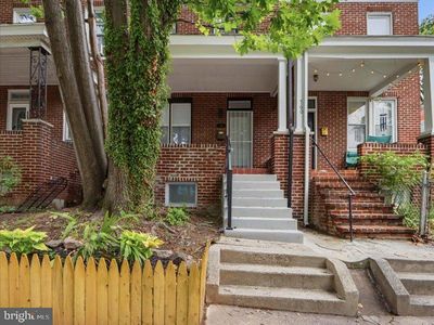 758 Melville Ave