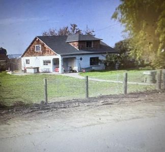 913 Dianne Dr