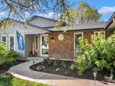 9066 W Brookview Ct
