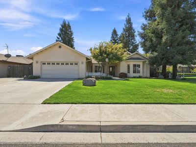 2731 E Feemster Avenue