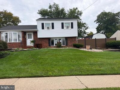 6 Marcia Dr